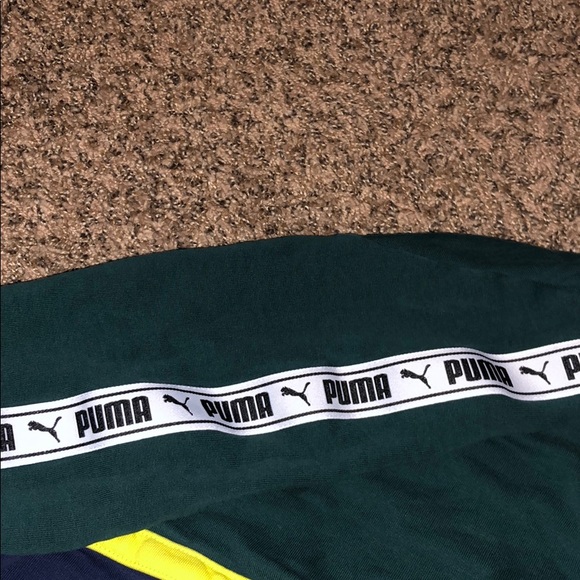 Puma pull over. - Picture 4 of 4